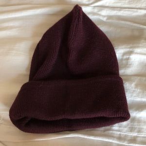 Brandy Melville burgundy beanie